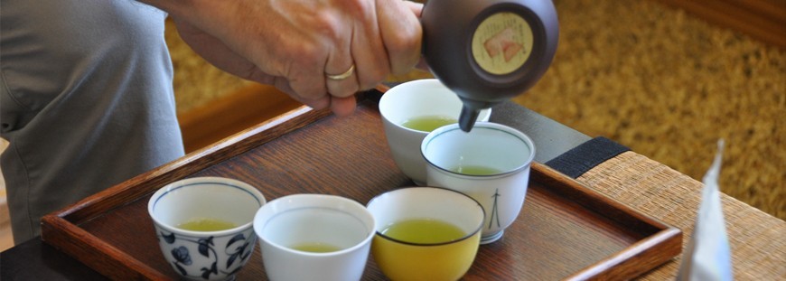La préparation des thés japonais Keiko